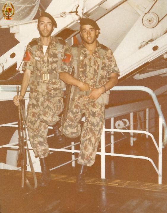 Vuelta a Málaga desde Melilla 16 mayo 1979 (Joan Navarra y Mariano Molina).jpg